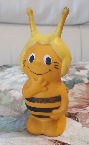 Ape maia maya - bee, /